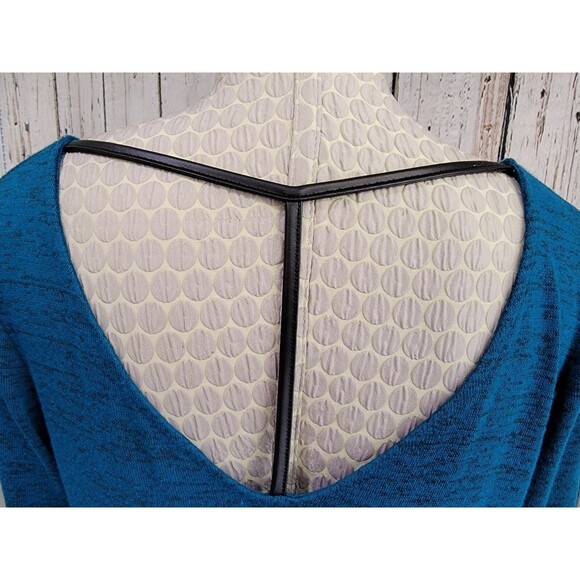 ALK Women's Medium‎ Venus Faux Leather T-Strap V-Neck Sweater Blouse Shirt NWOT - Picture 5 of 9